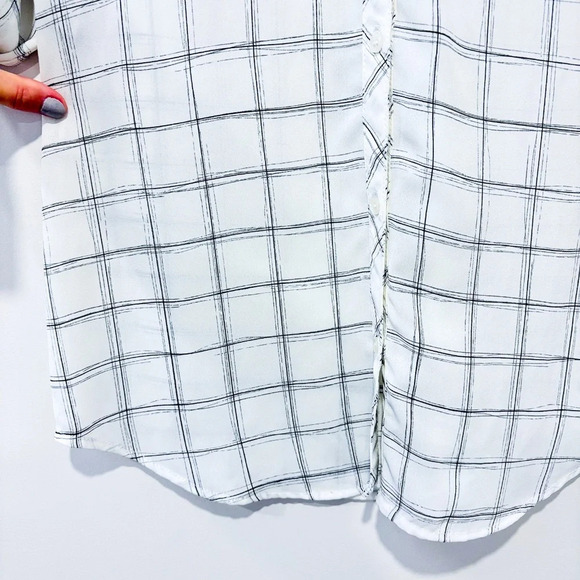 SEARS White & black plaid sheer blouse | Lightweight * - Picture 7 of 8